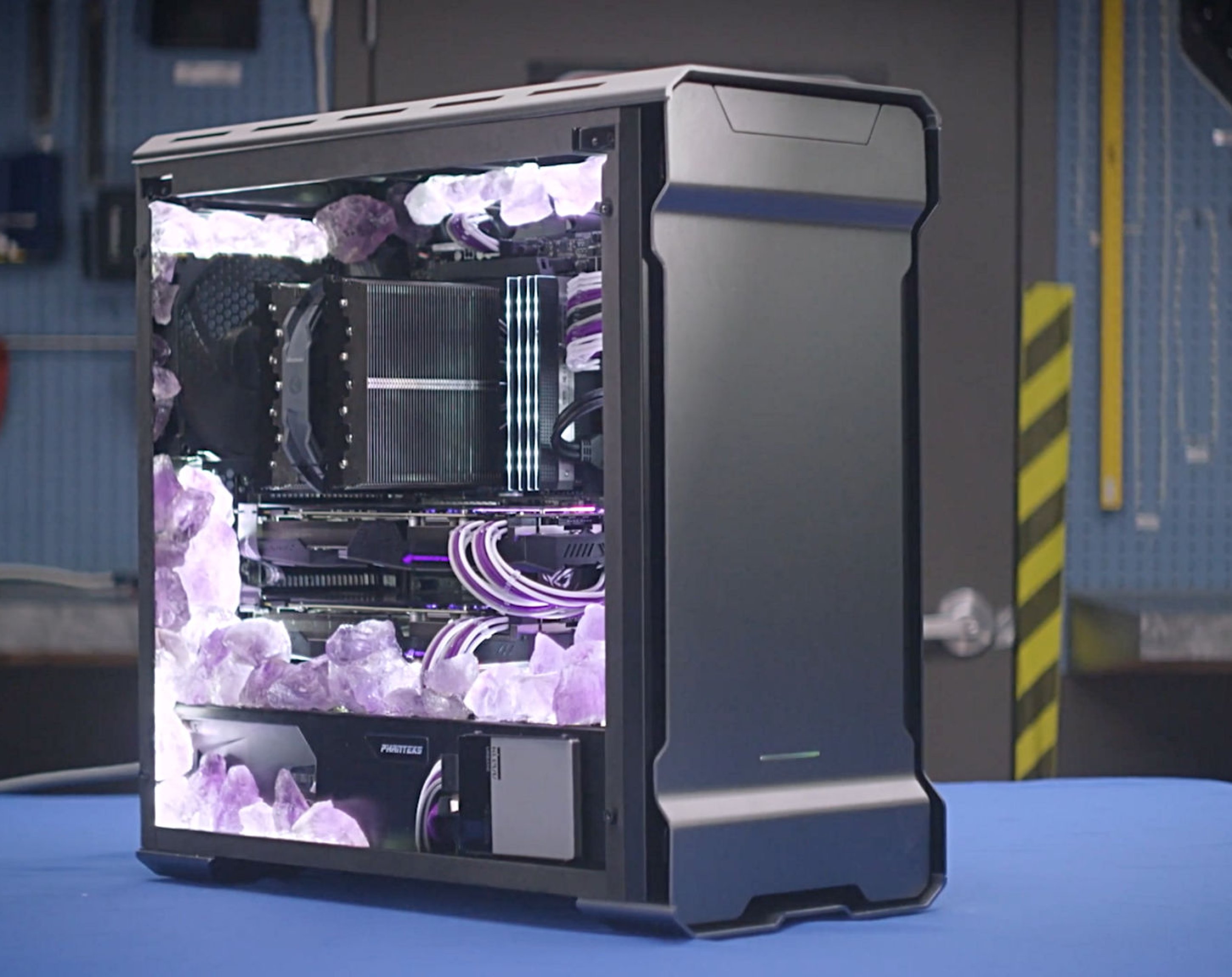 Amethyst Computer, Luke Lafreniere Amethyst Computer, Luke Lafreniere