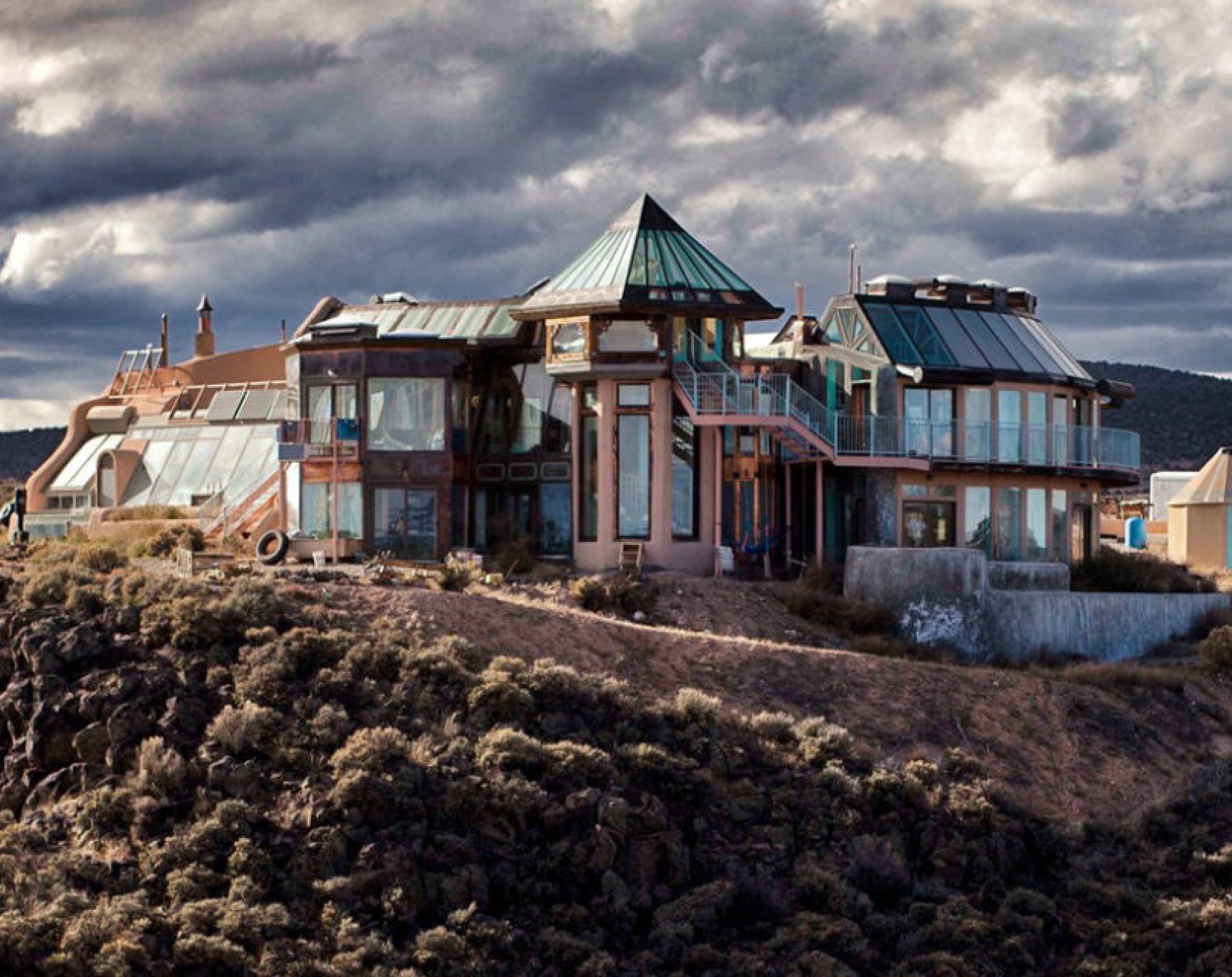 Wohnen aus der Zukunft, Earthships Wohnen aus der Zukunft, Earthships