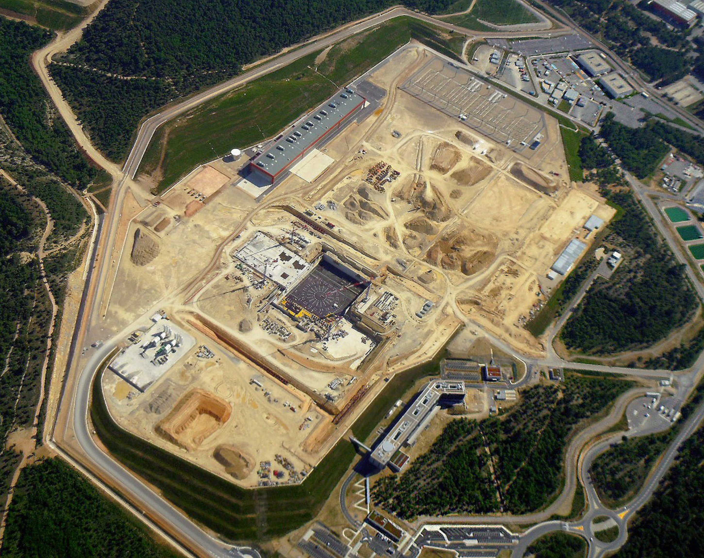 Tokamak, ITER Tokamak, ITER